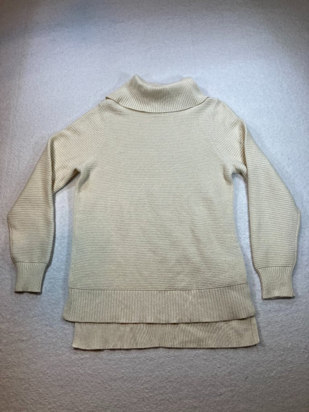 Marled Turtleneck Womens Cream Sweater Size‎ M